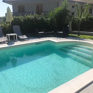 https://royal-etna-stars.sicilyhotelsitaly.net