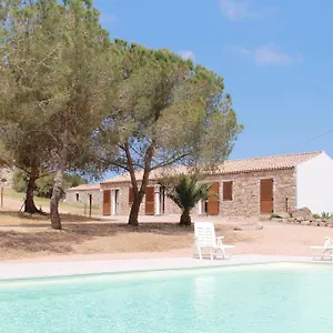 https://stazzo-gallurese-la-cugara.in-sardinia.net