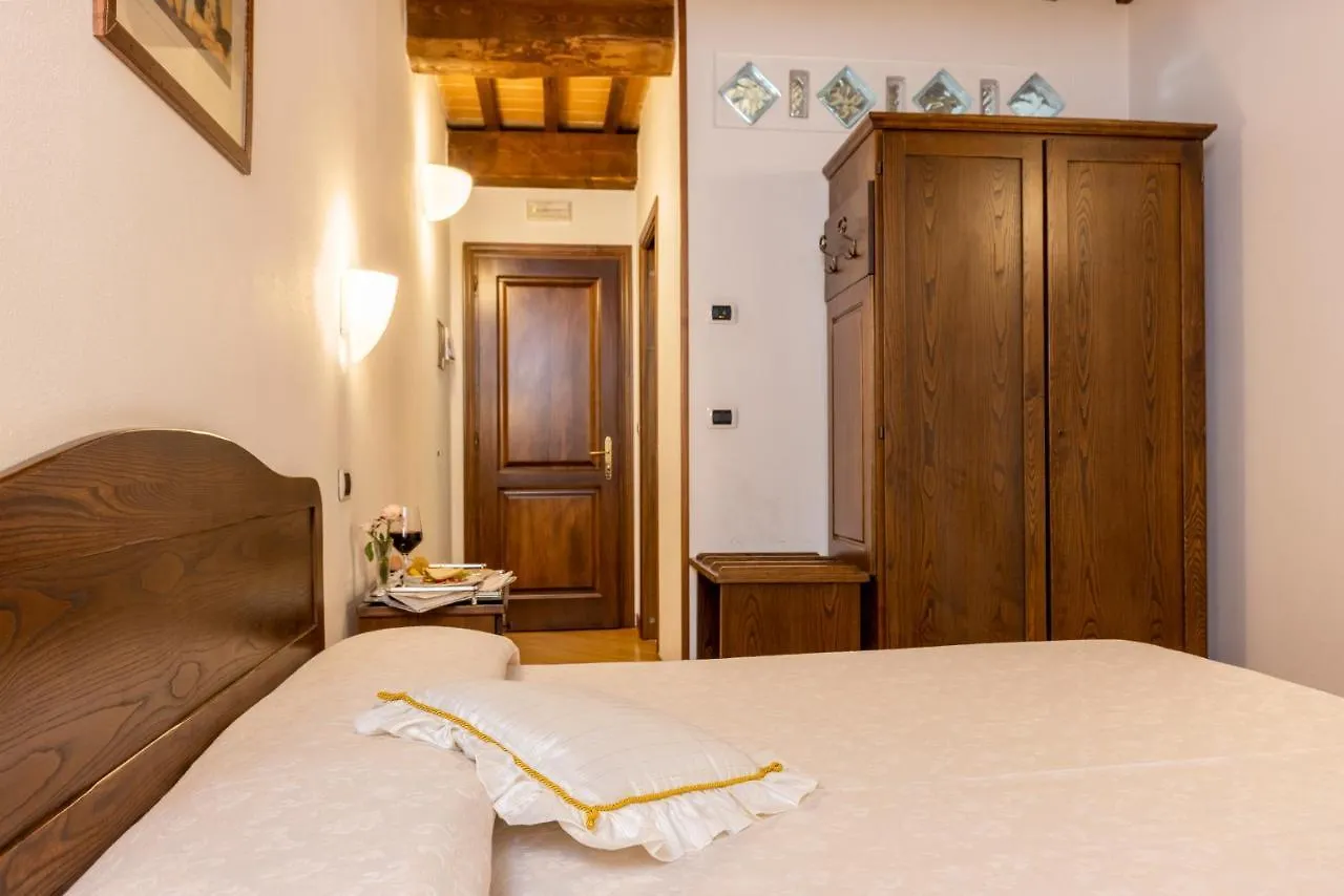 Hotel La Pace Asciano