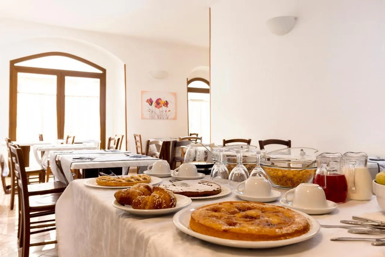 Hotel La Pace Asciano 3*,